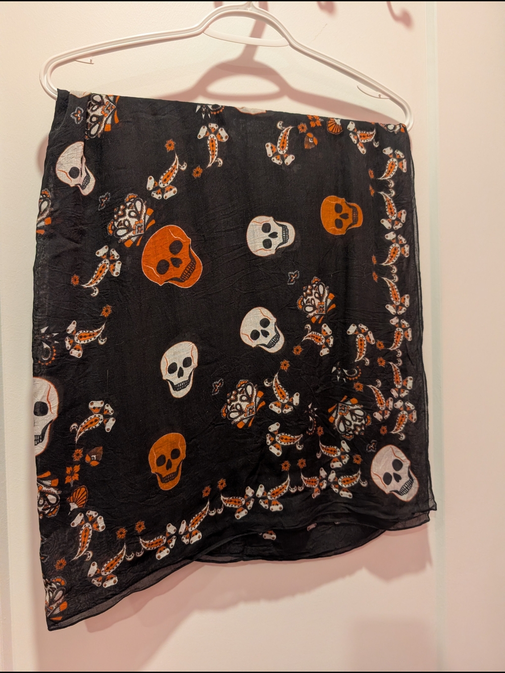 Black Skull Print Scarf - Red& White Accent